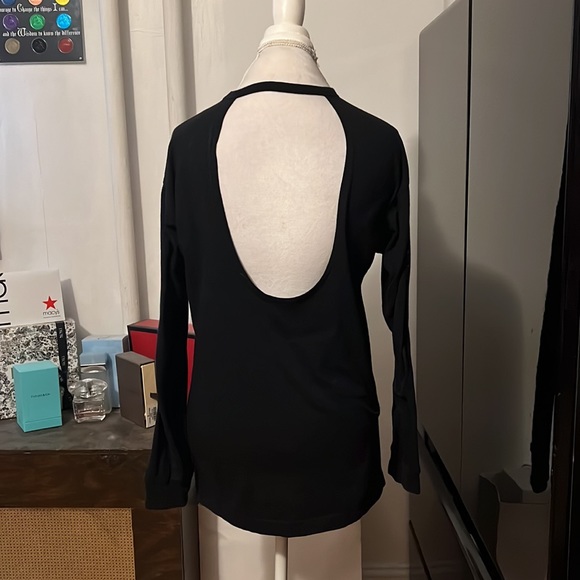 Pink Victoria’s Secret black longsleeve shirt w/sequins and deep open scoop back - Picture 3 of 3